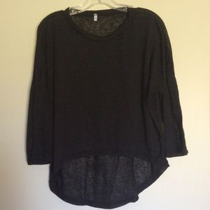 Black Hi-Lo Long Sleeve